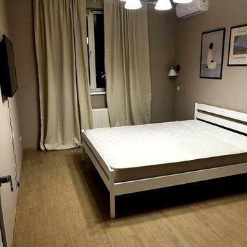 Ревуцького вул., 40-В