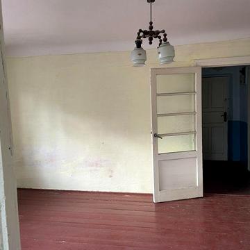 Продається 2-х кімнатна квартира , м. Вашківці