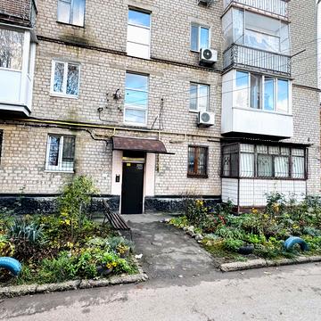 Генадія Головкова пров. (Бутлерова), 4