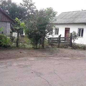 Продаеться приватированый домик 50м² огород40сот