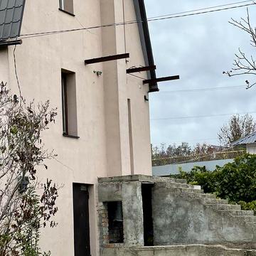 Продам качественно построенный дом с удобствами в затишном месте