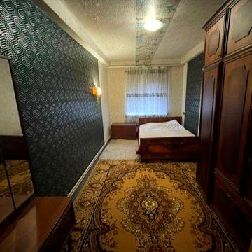 Здам 4-х кімнатну квартиру