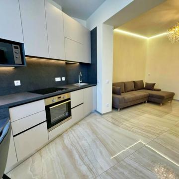 Науки просп. (Гагаріна), 112-Б