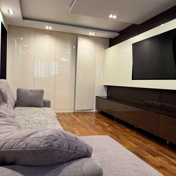 Продаю квартиру власник