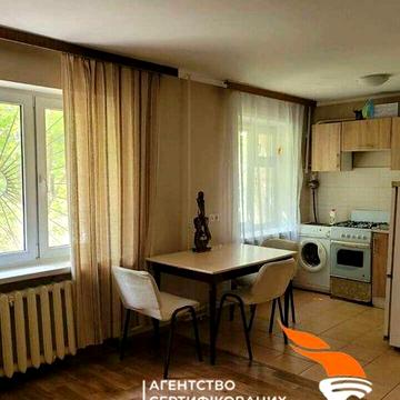 Продаж 2к квартири з ремонтом Чоколівський бульвар 29