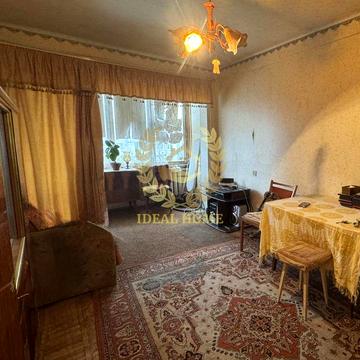 Продам 1-кімнатну квартиру по вулиці Дружбі Народів