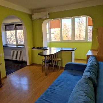 Мілютенка вул., 9-А