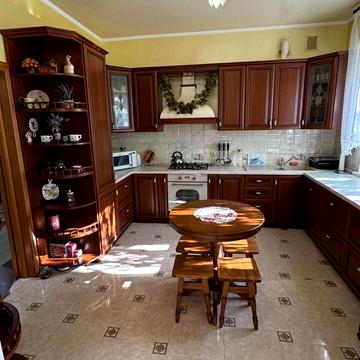 Озерна вул., 66