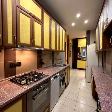 Бузький бульв., 1