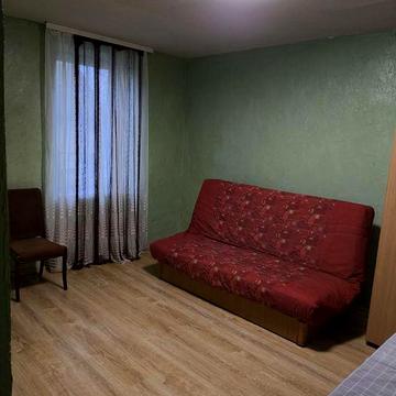 Продам квартиру з ремонтом ,меблями