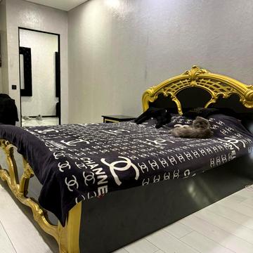 Перлинна вул., 8