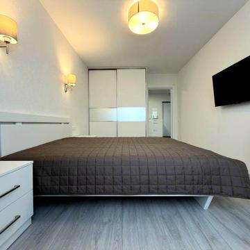 м. Теремки 15 хв пішки, Одеський бульвар, вітальня і спальня