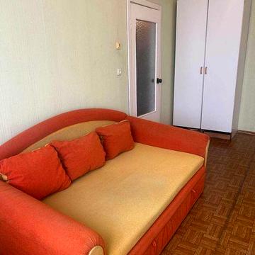 Новаторів 22А, ціну знижено, 1к,  можна з тваринкою, м Чернігівська