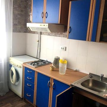 Сдам  1 к квартиру, левый берег.