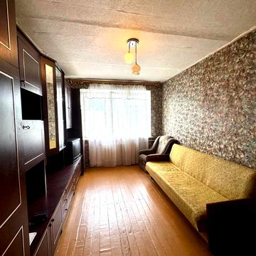 Успенсько Троїцька, 76