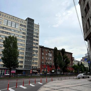 Тараса Шевченка бульв., 58