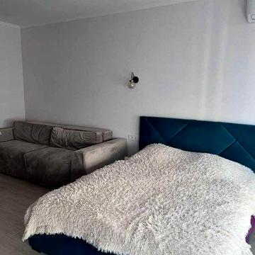 1к -студія в Центрі міста