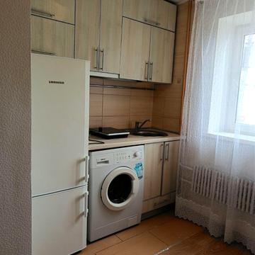 Селянська вул., 25