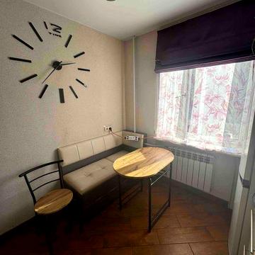 ID:36501 Двокімнатна квартира в центрі міста, хороший стан!