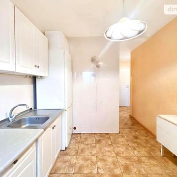 Продаж 1к Квартира Квартальна (Гладкова) вулиця