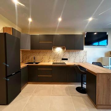 Ленкавського вул., 1