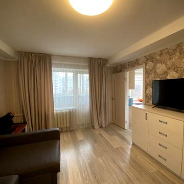 Голосіївський просп. (40-річчя Жовтня), 114