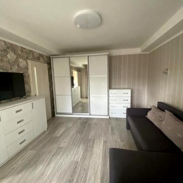 Голосіївський просп. (40-річчя Жовтня), 114