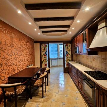 Євгена Чикаленка вул., 59В