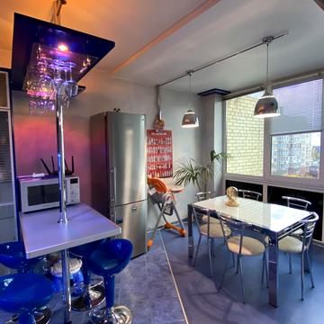 Микільсько-Слобідська вул., 4-В