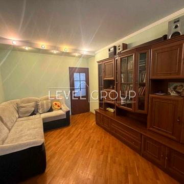 Продається двокімнатна квартира по вул.Харківське шосе, 56, Дарницький