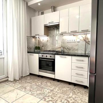 Тараса Шевченка вул., 80а