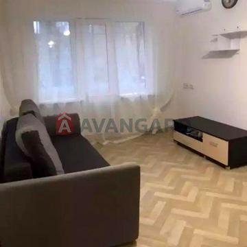 Продаж 1- к квартири просп. Петра Калнишевського