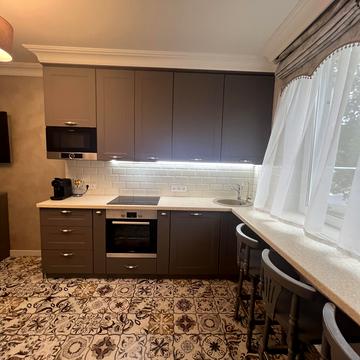 Вишгородська вул., 45