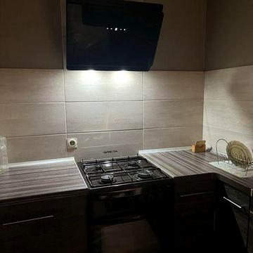 Оренда 2 кімнатноі квартири вул.Радіаторна 46