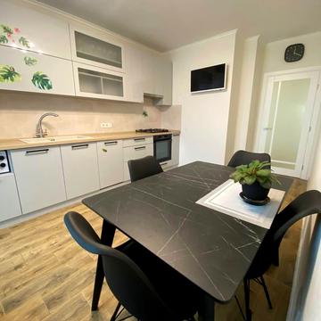 Хіміків вул., 28, к.7-14