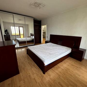 Червоної Калини просп. (Володимира Маяковського), 69