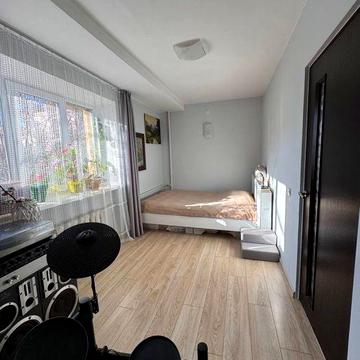 Продаж 2 кімнатної квартири вул. Перемиська