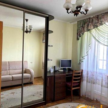 Продаж 3 кімнатної квартири, вулиця Демнянська ( Стрийська-Наукова)