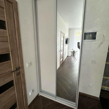 Петра Могили вул., 28