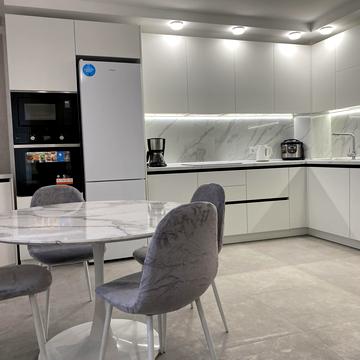 Берестейський просп. (Перемоги), 11б