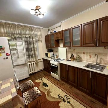 Перша Здача! 2 кімната квартира! Спальний район!