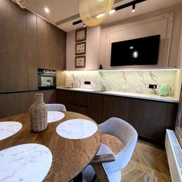 Андрія Верхогляда вул. (Михайла Драгомирова), 3