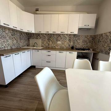 Акційна ціна! Двокімнатна в розвиненому районі! 2% оф!