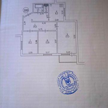 Терміново продам трикімнатну на масиві Незалежності