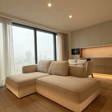 Набережна Перемоги вул., 7