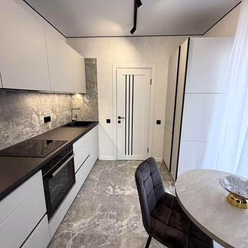 Квартира з дизайнерським ремонтом! Новий ЖК!