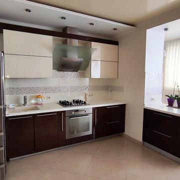 Таїрова вул., 6/1