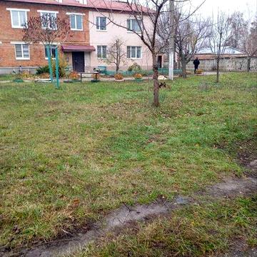 Продам 1 кімн. квартиру в центрі Золочева, в цегляному будинку