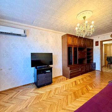 Святошинський пров., 2