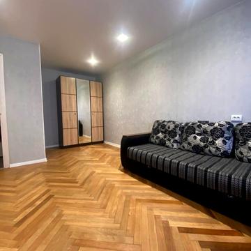 Яблунська вул. (Кірова), 17